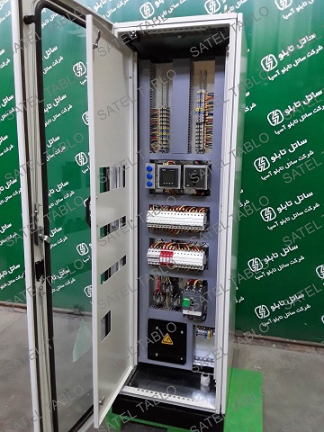 مونتاژ تابلو برق ups