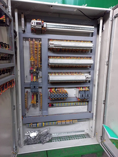 خرید تابلو برق سردخانه