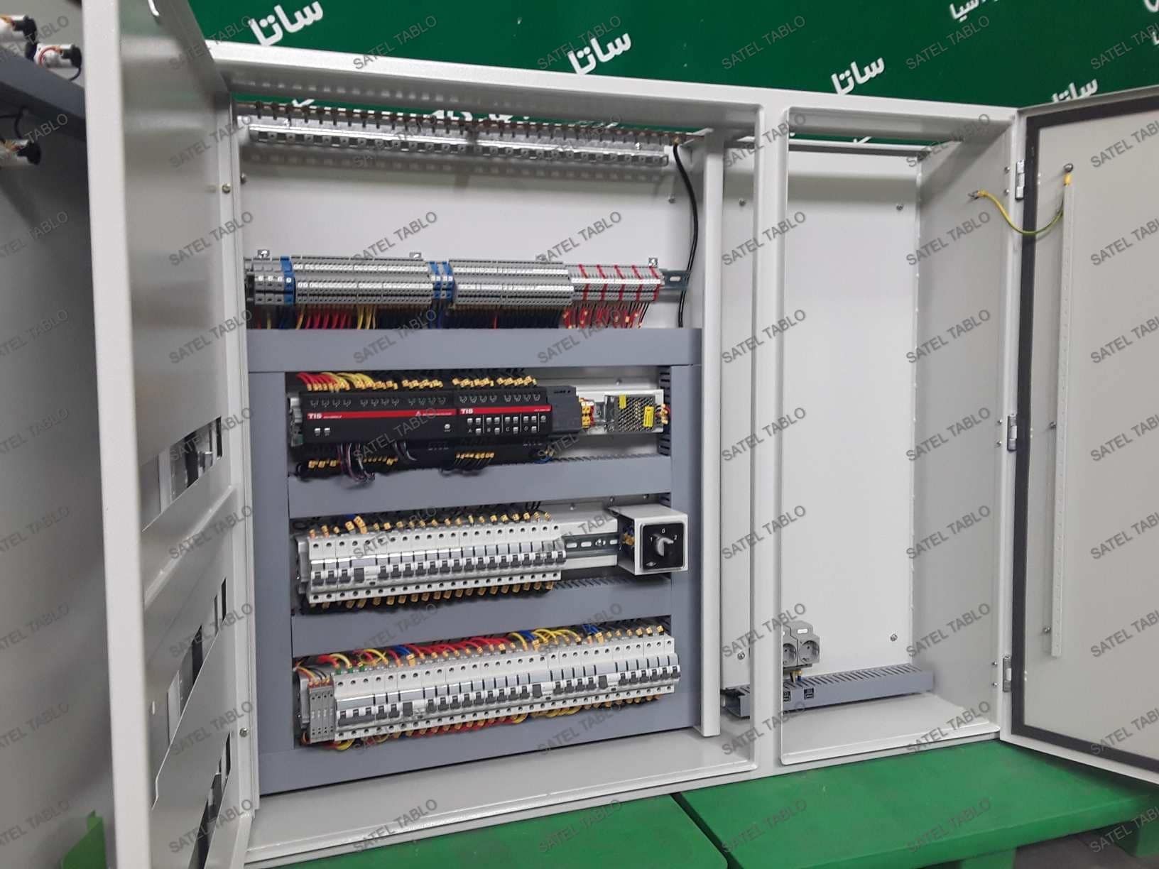 تابلو برق ساده و هوشمند چه تفاوت هایی با هم دارند