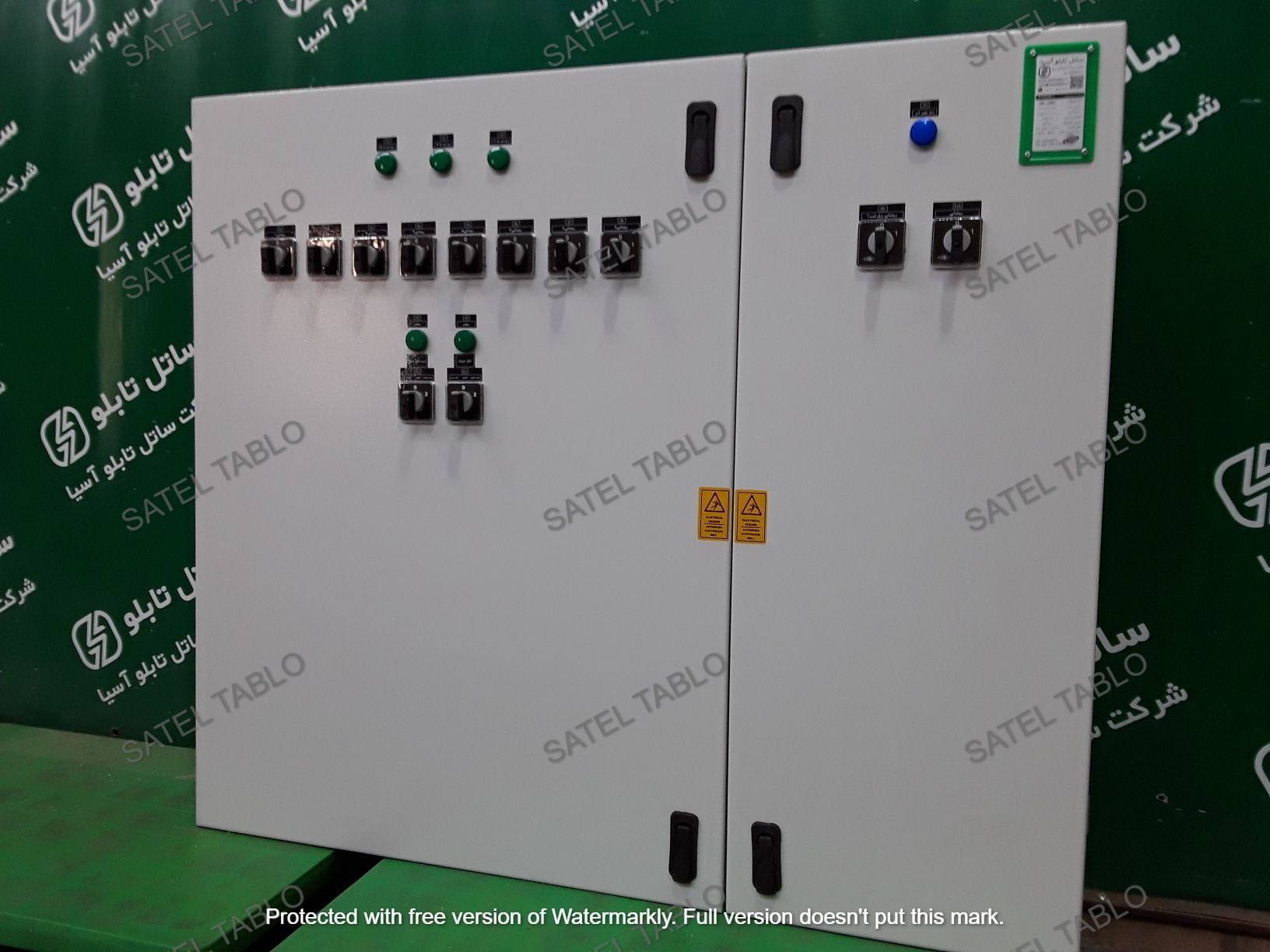 چراغ سیگنال تابلویی چیست؟انواع آن و کاربرد هرکدام به همراه نحوه نصب